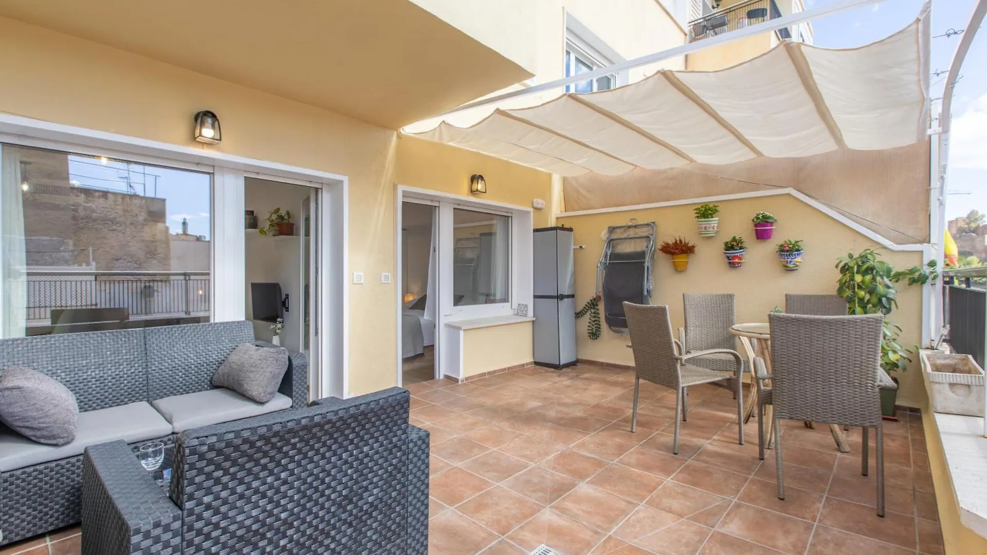 Homely Malaga San Juan De Letran Con Terraza 0*,  İspanya
