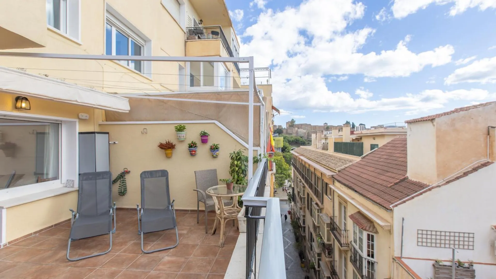 Daire Homely Malaga San Juan De Letran Con Terraza