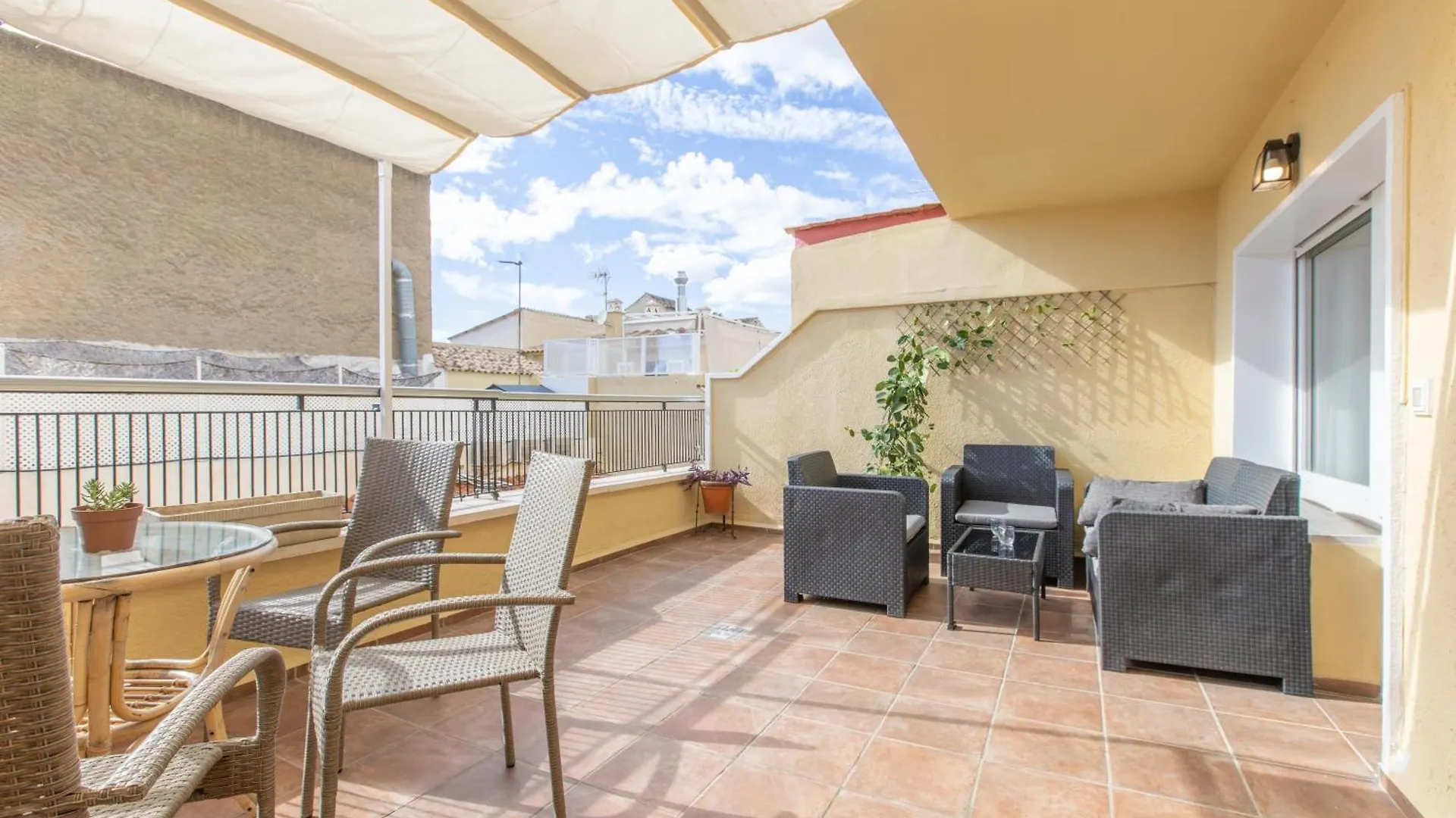 Homely Malaga San Juan De Letran Con Terraza