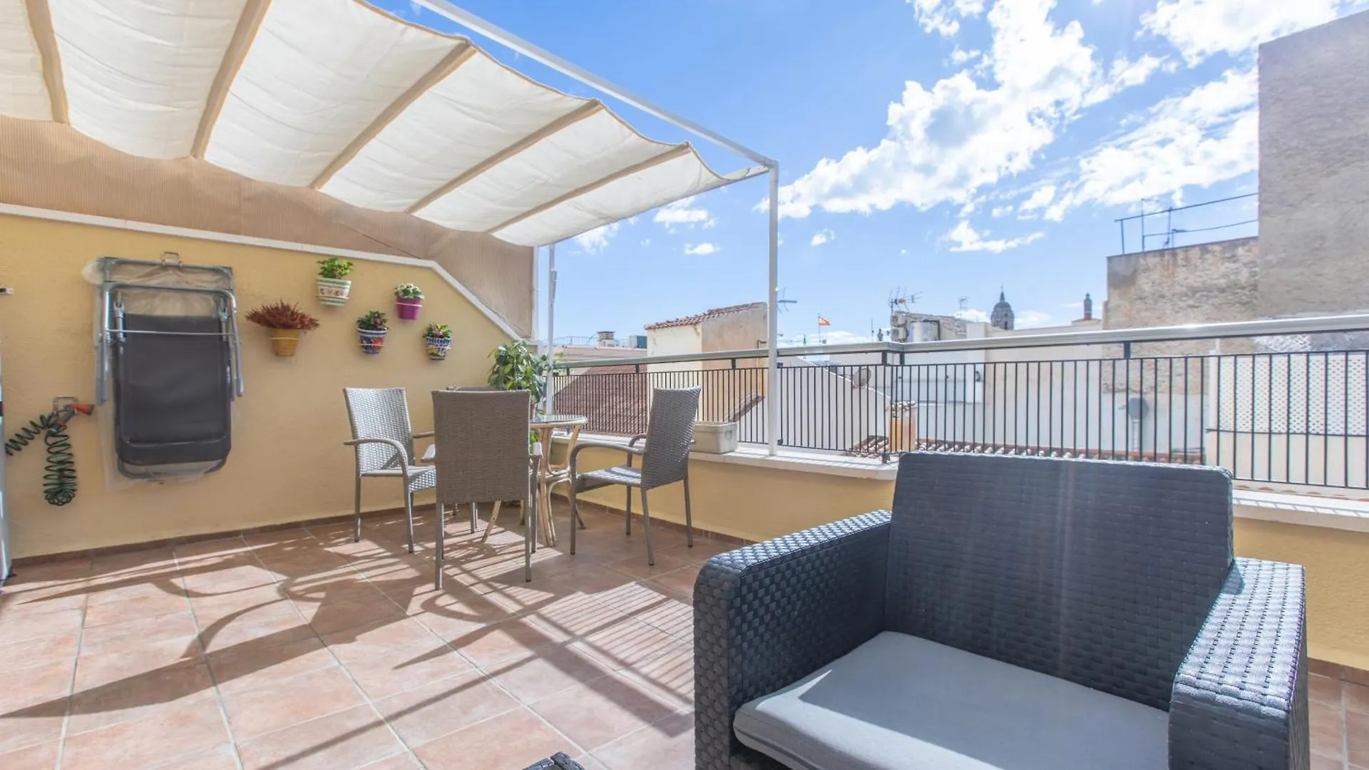 Homely Malaga San Juan De Letran Con Terraza 0*,  İspanya