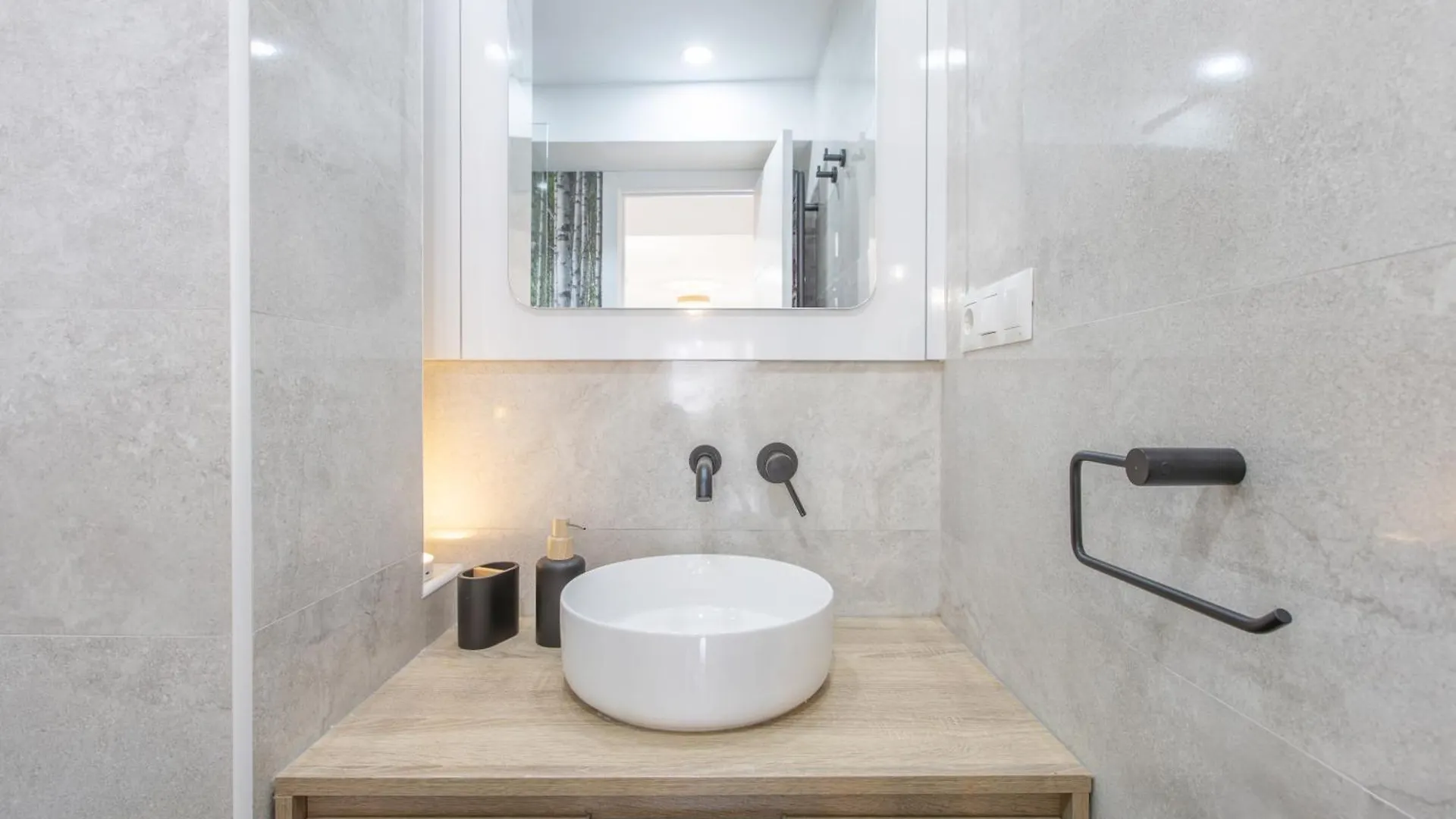Apartment Homely Malaga San Juan De Letran Con Terraza